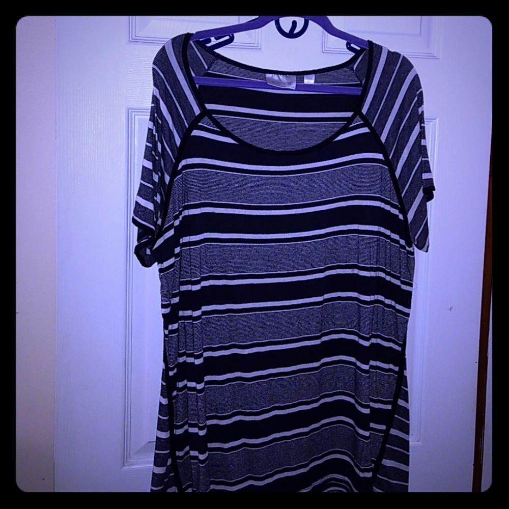 Navy blue and white striped top